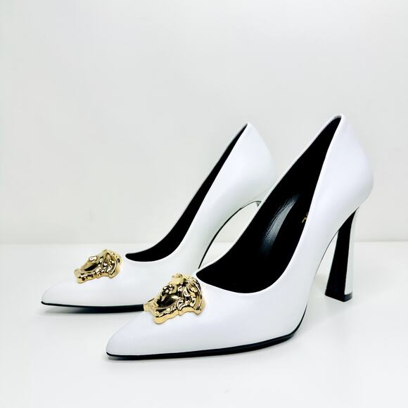 Versace Vitello IT 38/ US 8 Pumps White Leather Medusa Gold Heeled NIB $1050 - Picture 3 of 12
